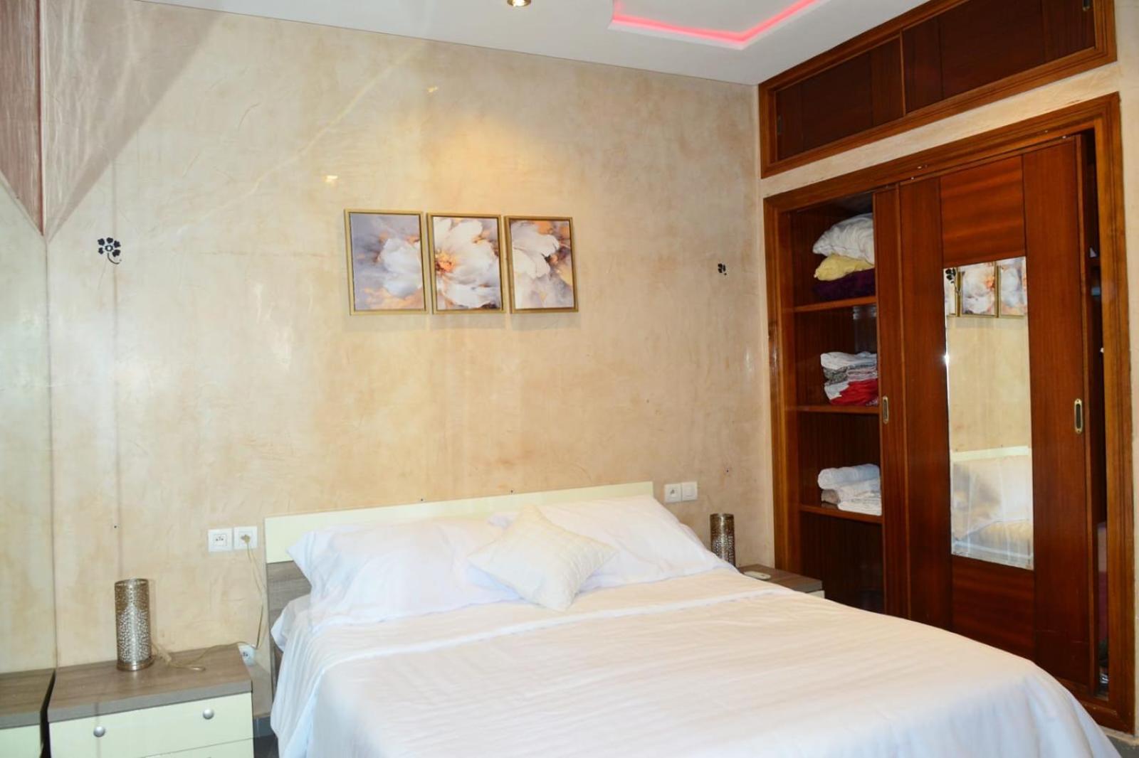 Agadir, Hay Salam, Najah 423 公寓 *